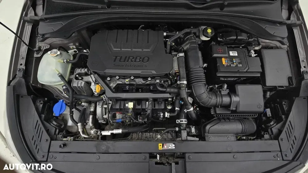 Hyundai i30 III 1.5 160CP MHEV 48V M/T Highway — imagine 3