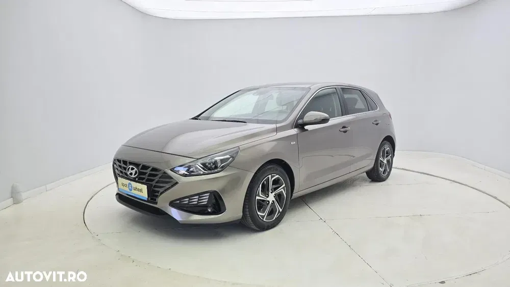 Hyundai i30 III 1.5 160CP MHEV 48V M/T Highway — imagine 2