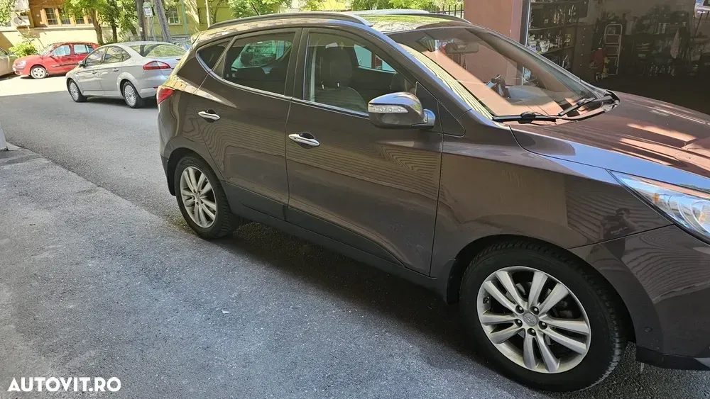 Hyundai ix35 2.0 CRDI High 4WD GLS Aut. Luxury+ — imagine 4