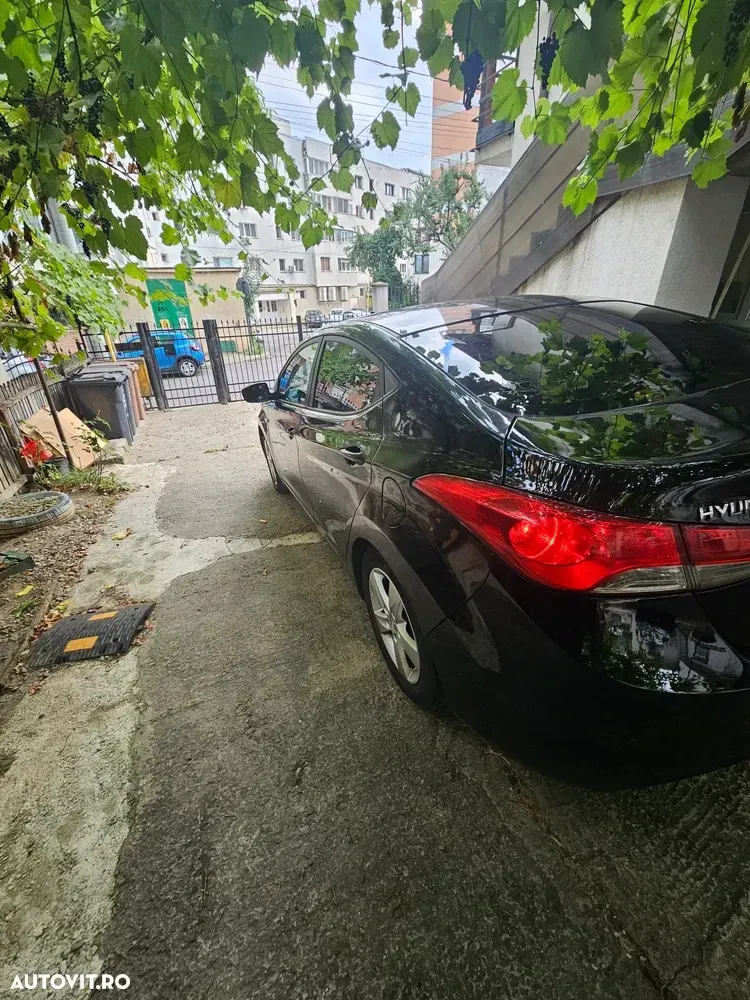 Hyundai Elantra 1.6 MPi — imagine 4
