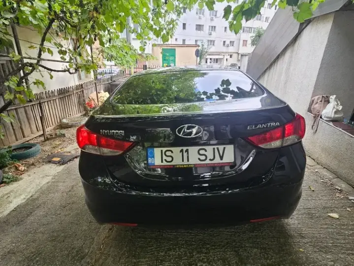 Hyundai Elantra 1.6 MPi