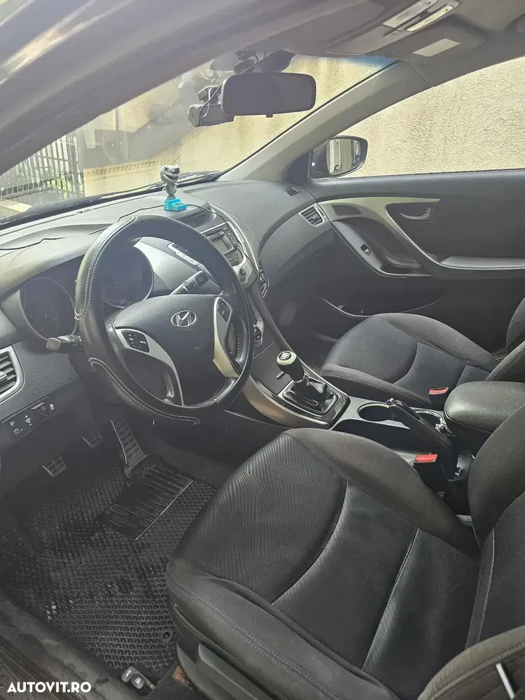 Hyundai Elantra 1.6 MPi — imagine 6