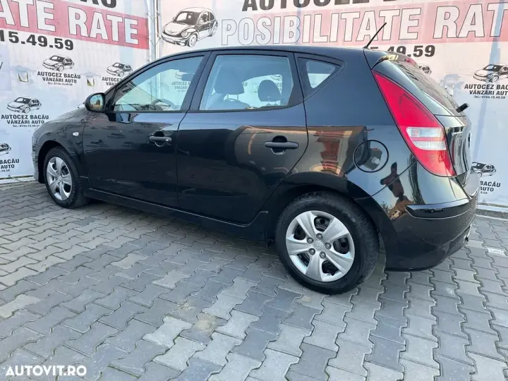 Hyundai i30 II 1.4 FIFA WM Edition
