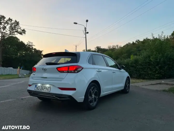 Hyundai i30 III 1.5 110CP M/T Highway