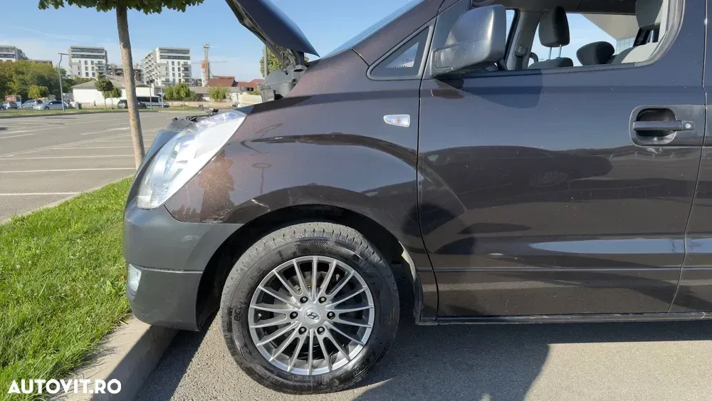 Hyundai H-1 Starex — imagine 4