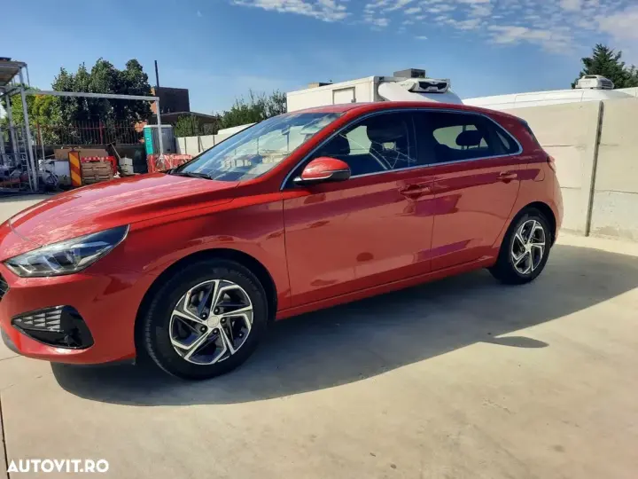 Hyundai i30 III 1.5 110CP 5DR M/T Highway