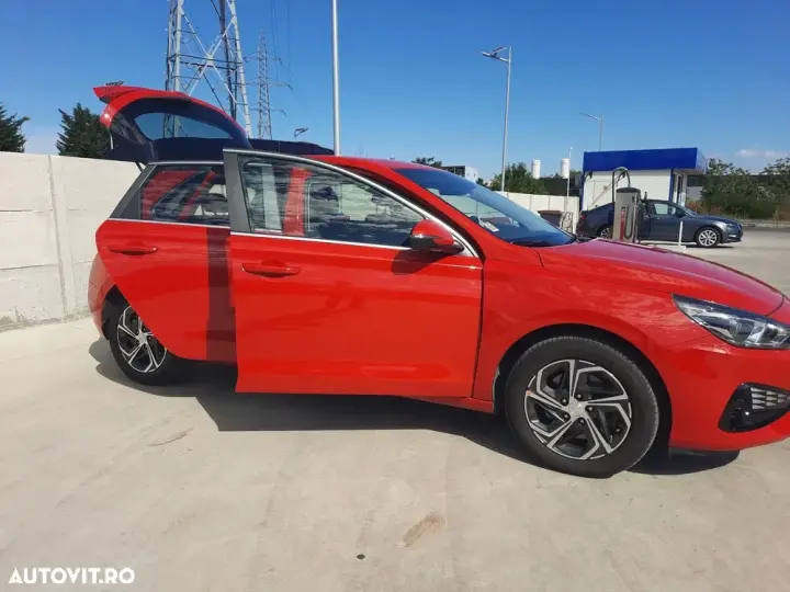 Hyundai i30 III 1.5 110CP 5DR M/T Highway