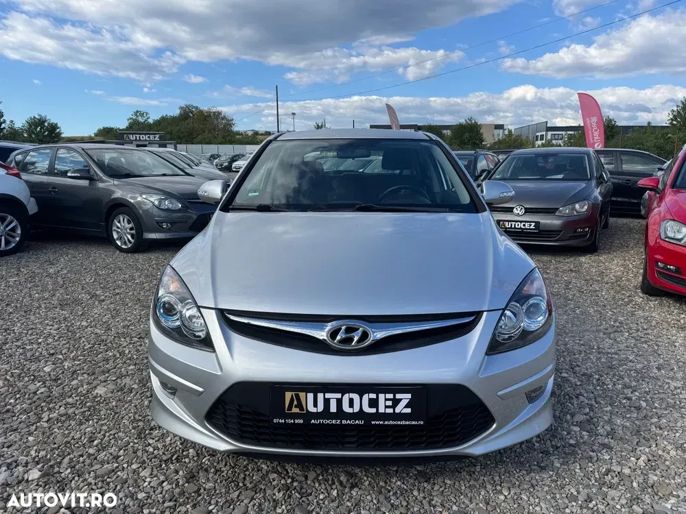 Hyundai i30 1.4 blue Comfort — imagine 2