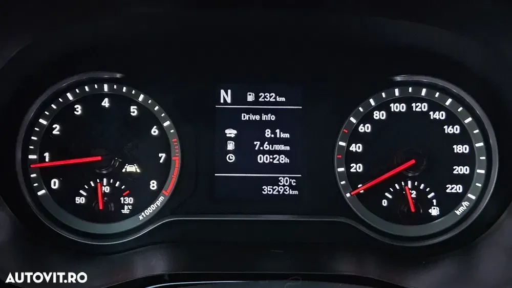 Hyundai i10 1.2 l 84 CP AMT Highway — imagine 3