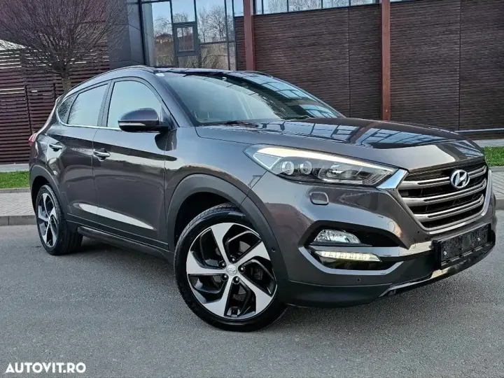 Hyundai Tucson 2.0 CRDI 4WD Automatik Premium