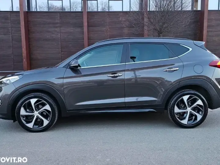 Hyundai Tucson 2.0 CRDI 4WD Automatik Premium