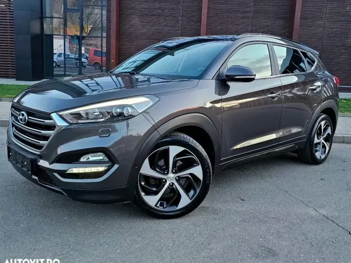 Hyundai Tucson 2.0 CRDI 4WD Automatik Premium