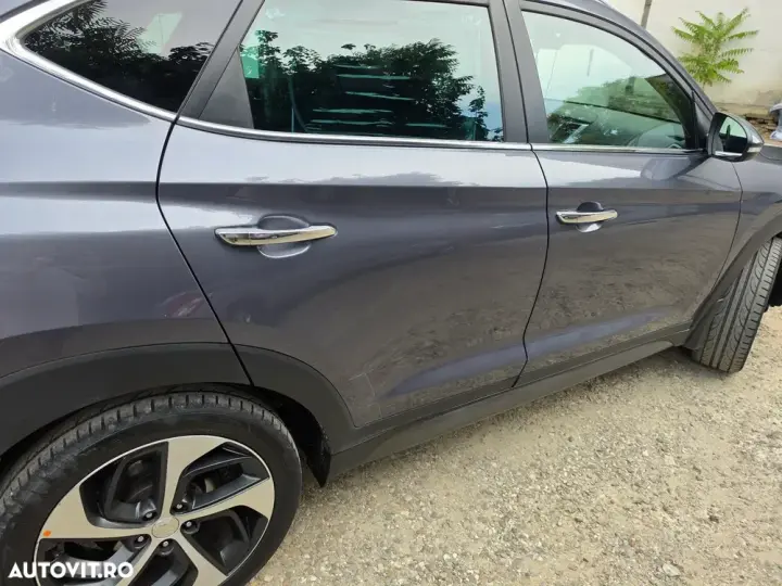 Hyundai Tucson III 1.6 T-GDi 4WD 6MT Style