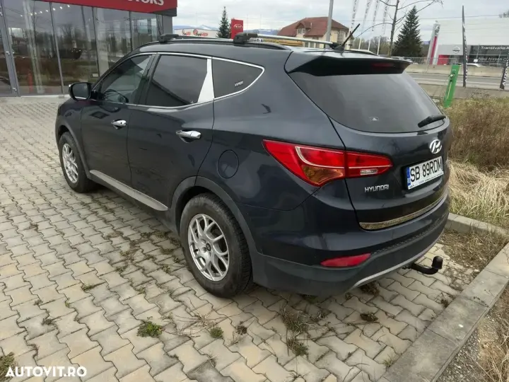 Hyundai Santa Fe III