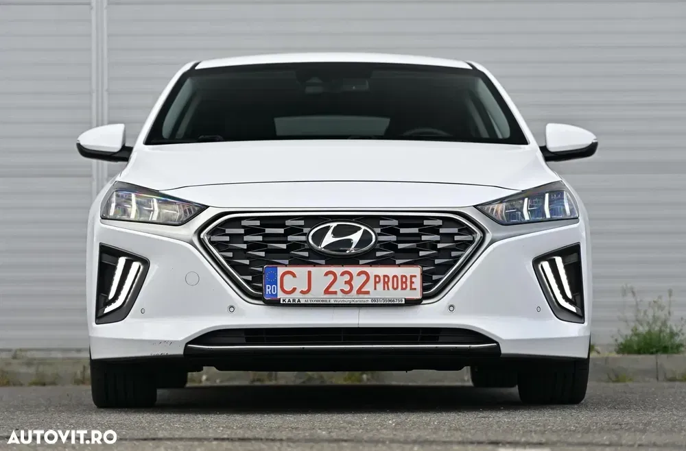 Hyundai IONIQ 141CP Exclusive — imagine 3