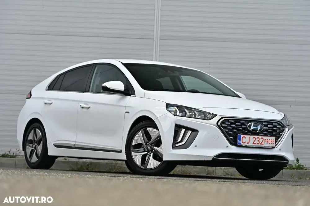 Hyundai IONIQ 141CP Exclusive — imagine 4