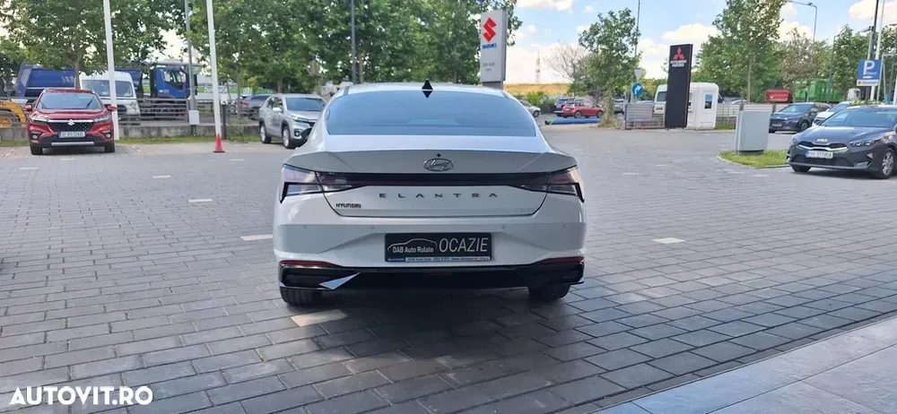 Hyundai Elantra 1.6 l 123 CP CVT Highway — imagine 5