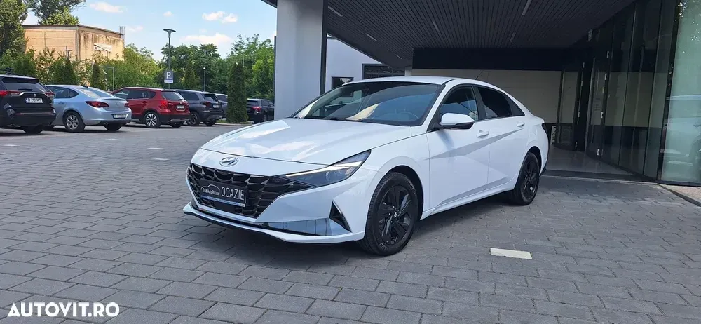 Hyundai Elantra 1.6 l 123 CP CVT Highway — imagine 3