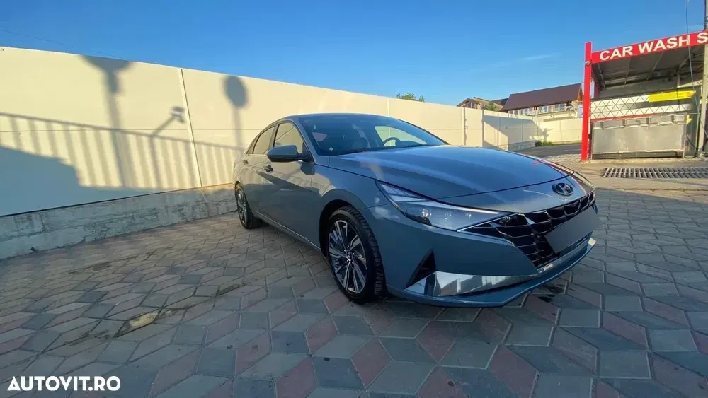 Hyundai Elantra 1.6 l 123 CP 6MT Exclusive — imagine 3