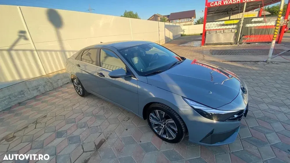 Hyundai Elantra 1.6 l 123 CP 6MT Exclusive — imagine 4
