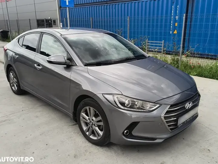 Hyundai Elantra VI 1.6 CRDI Highway