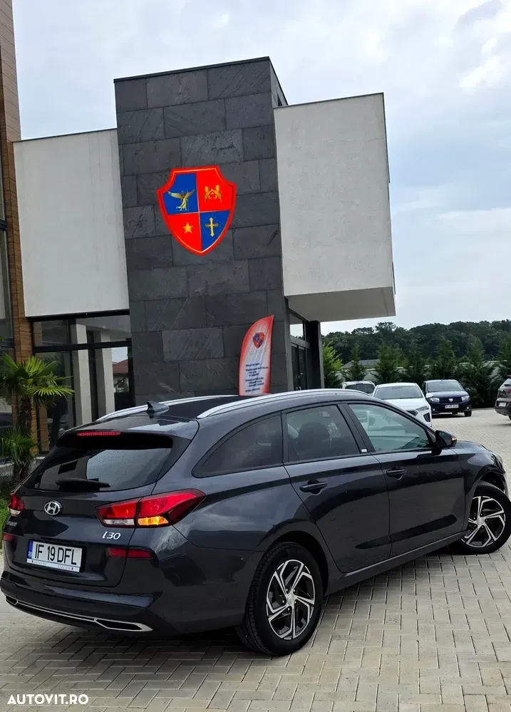 Hyundai i30 III 1.6 CRDI DCT Trend — imagine 4