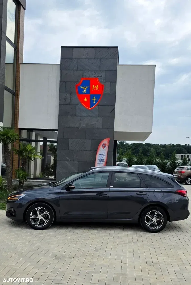 Hyundai i30 III 1.6 CRDI DCT Trend — imagine 3