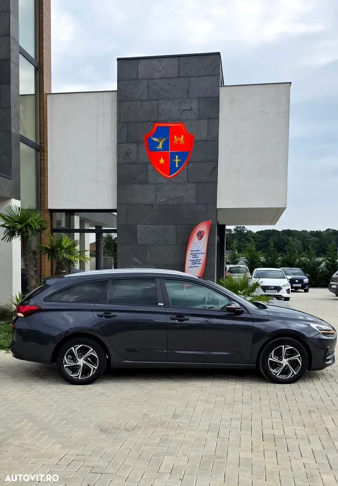 Hyundai i30 III 1.6 CRDI DCT Trend — imagine 2