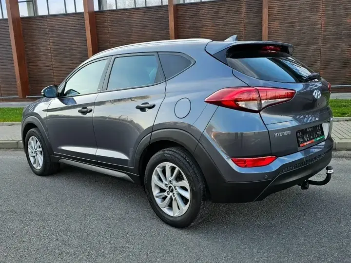 Hyundai Tucson blue 1.7 CRDi 2WD DCT Premium