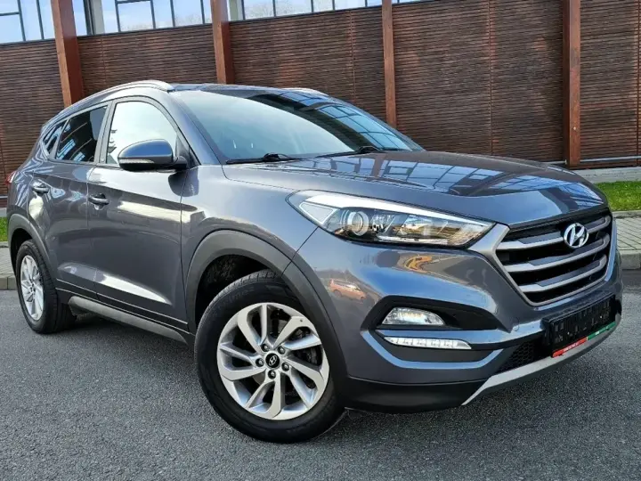 Hyundai Tucson blue 1.7 CRDi 2WD DCT Premium
