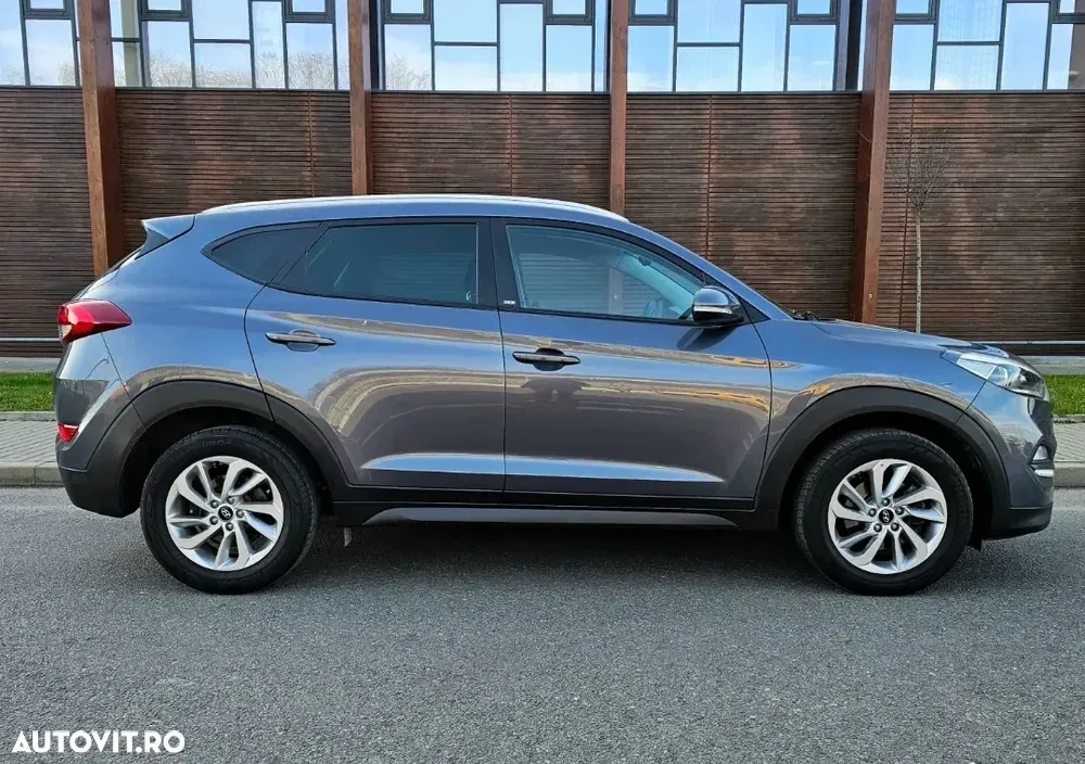 Hyundai Tucson blue 1.7 CRDi 2WD DCT Premium — imagine 4