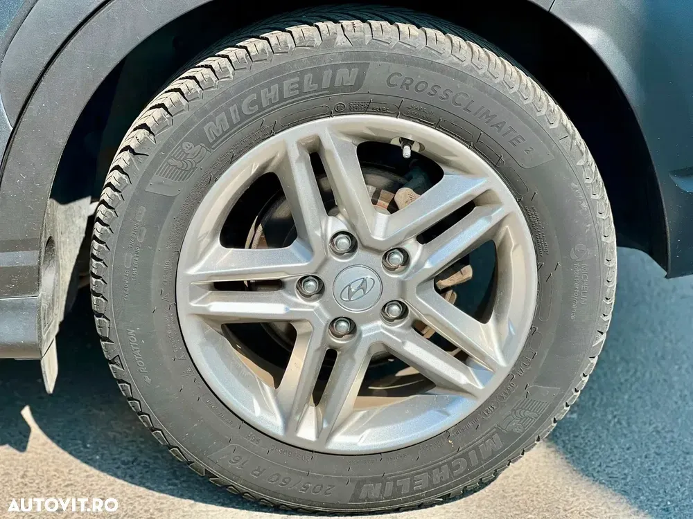 Hyundai Kona 1.0 T-GDI 120 CP 6MT 2WD Comfort — imagine 6