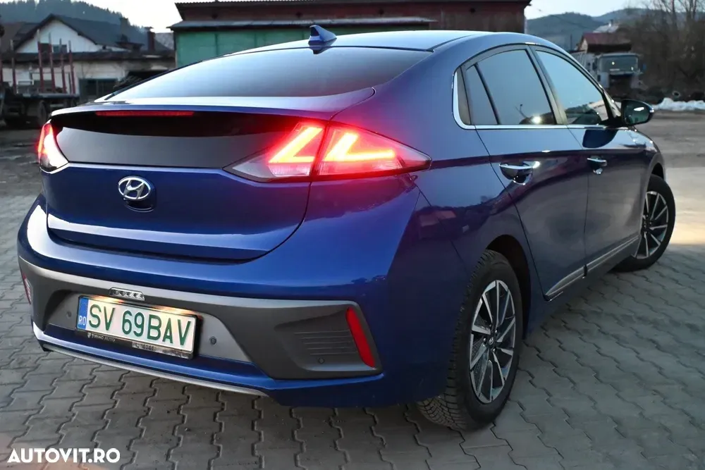 Hyundai IONIQ — imagine 4