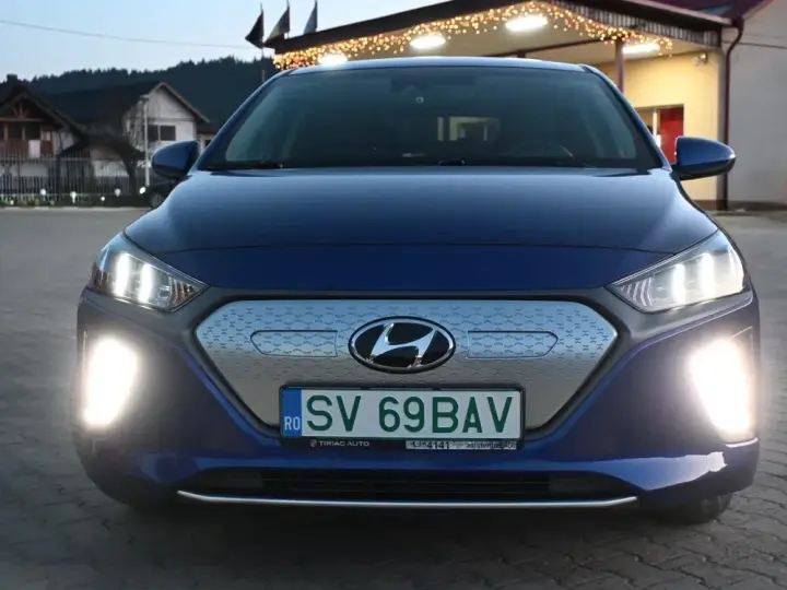 Hyundai IONIQ