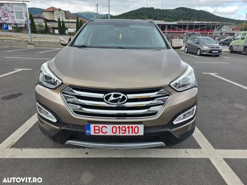 Hyundai Santa Fe — imagine 3