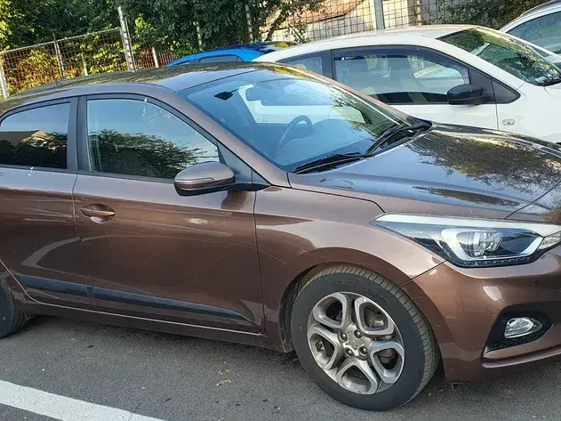 Hyundai i20 II 1.25 M/T LED Line