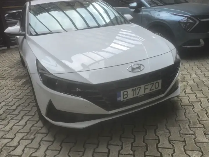 Hyundai Elantra VII 1.6 l 123 CP CVT Highway