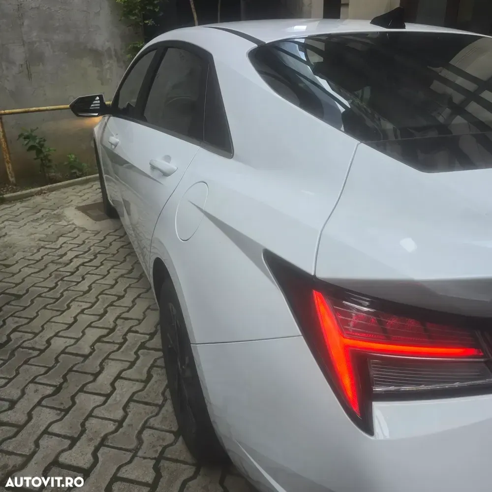 Hyundai Elantra VII 1.6 l 123 CP CVT Highway — imagine 5