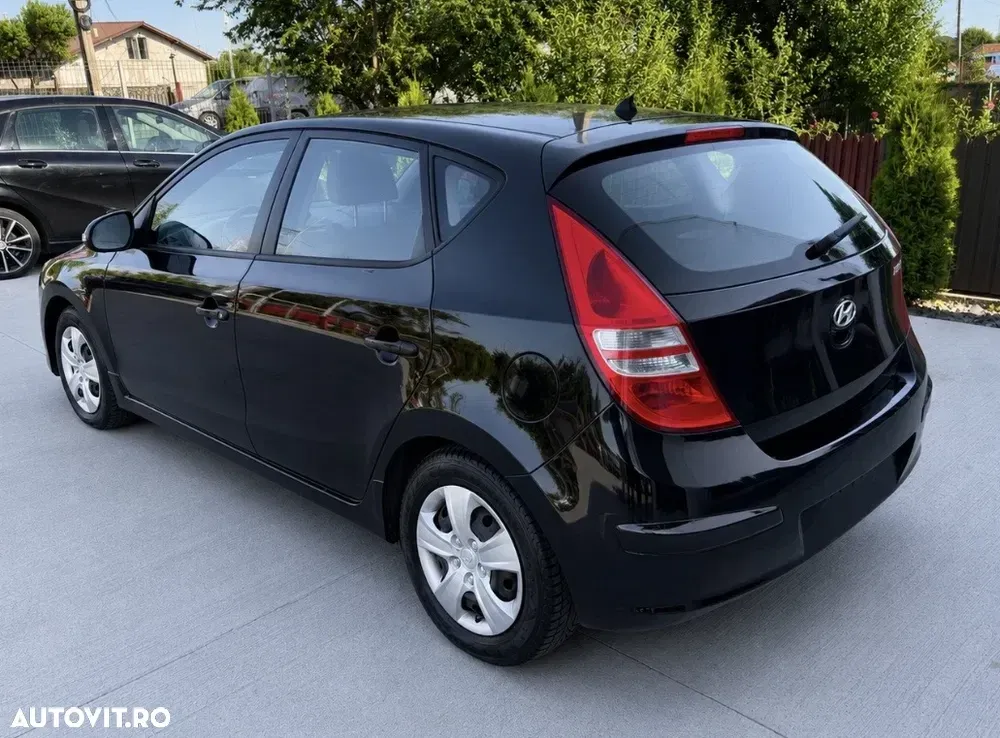 Hyundai i30 I 1.4MPi Highway — imagine 3