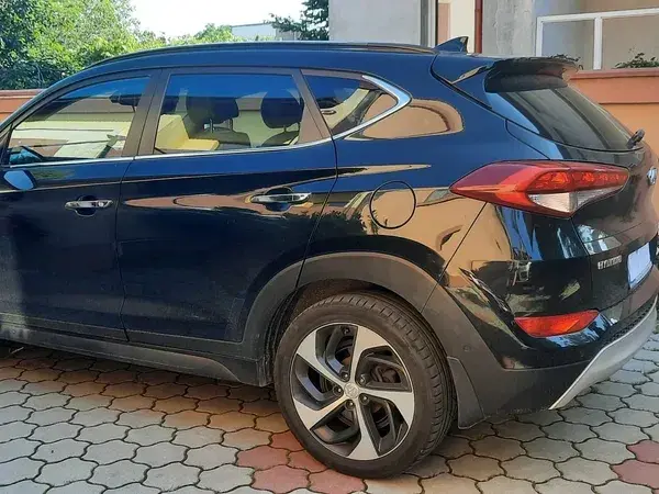 Hyundai Tucson 1.6 T-GDi 4WD 7DCT Luxury+