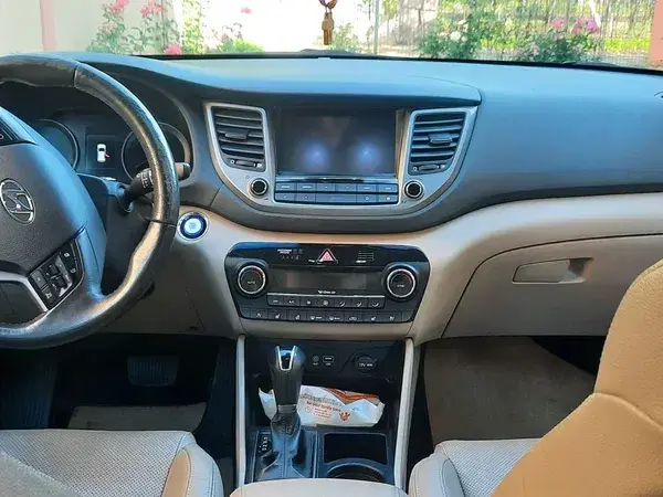 Hyundai Tucson 1.6 T-GDi 4WD 7DCT Luxury+