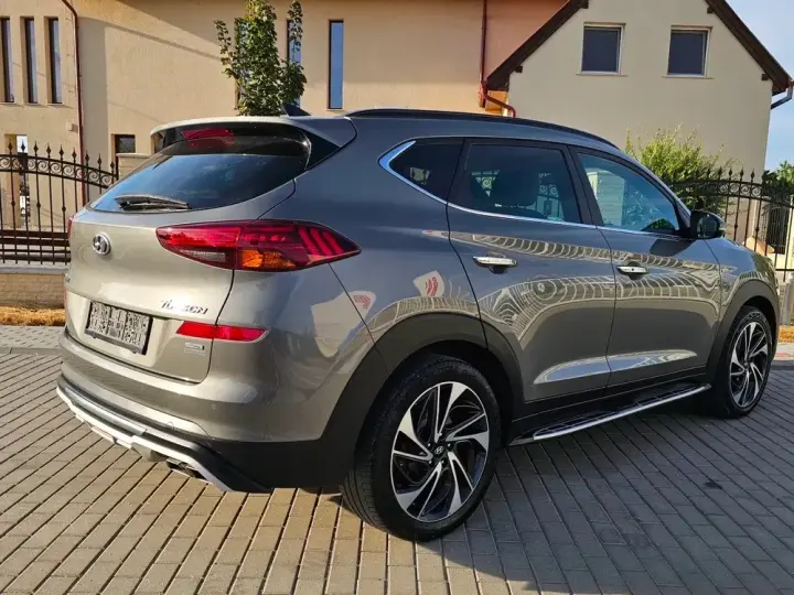 Hyundai Tucson 2.0 CRDI 4WD Automatik Premium