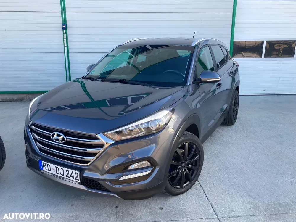 Hyundai Tucson III 2.0 CRDI 4WD Premium — imagine 4