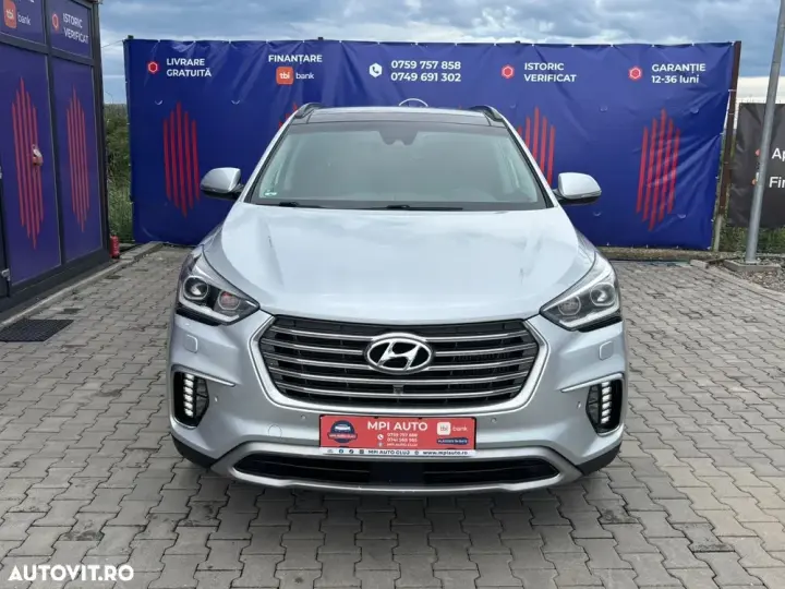 Hyundai Grand Santa Fe