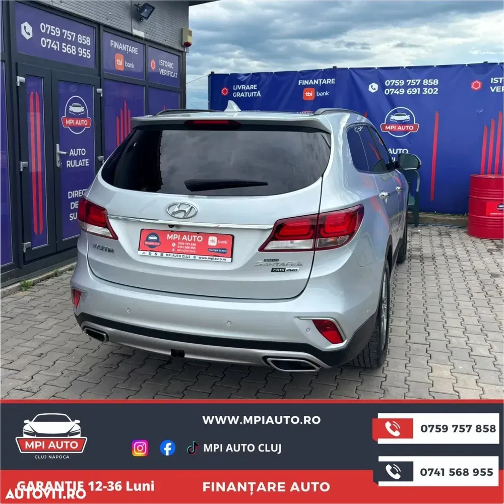Hyundai Grand Santa Fe — imagine 2