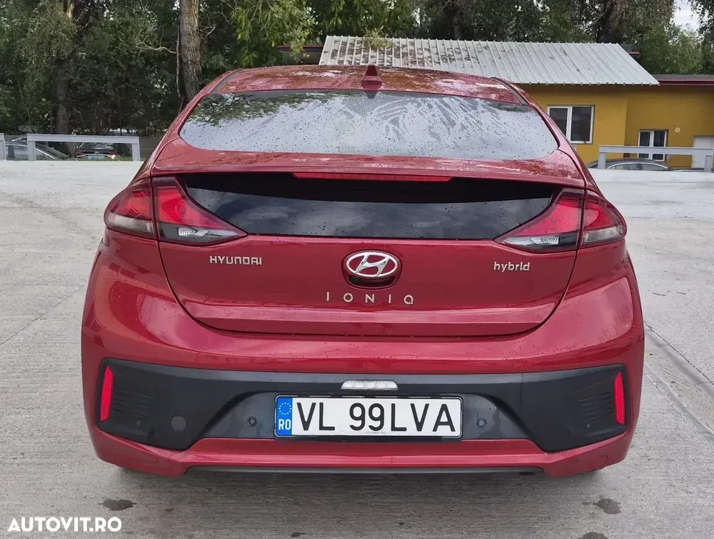 Hyundai IONIQ 1.6 GDI Style — imagine 5