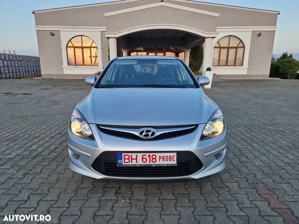 Hyundai i30 I 1.4 GL Classic — imagine 2