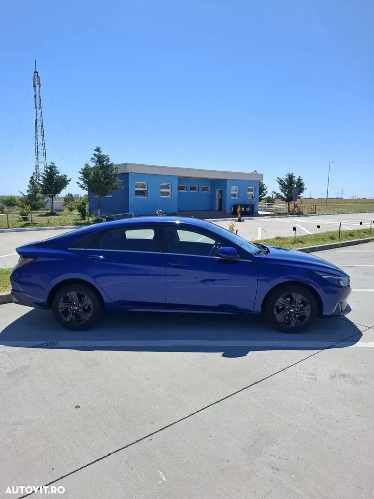 Hyundai Elantra VII 1.6 l 123 CP CVT Highway — imagine 5