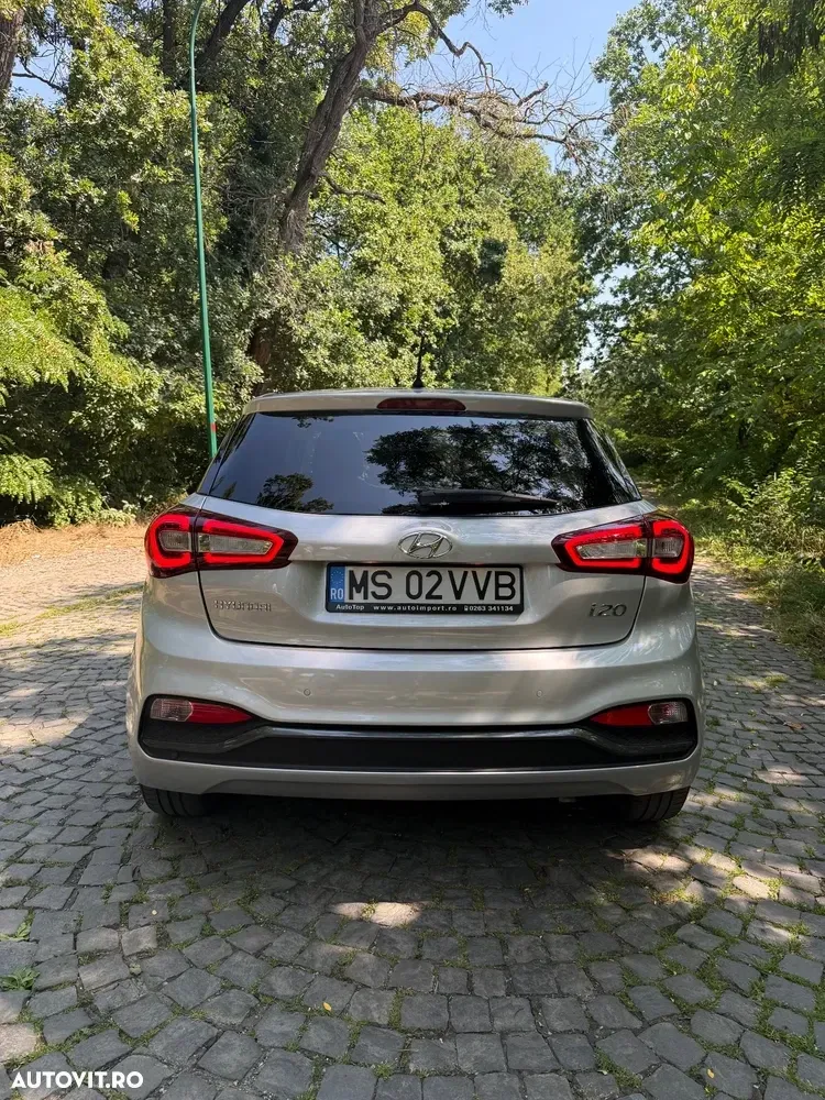 Hyundai i20 II 1.0 T-GDI 7DCT LED Line — imagine 2