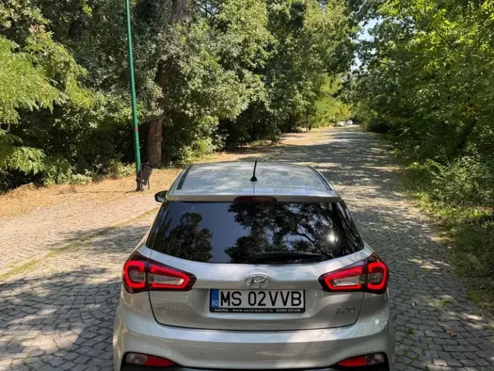 Hyundai i20 II 1.0 T-GDI 7DCT LED Line